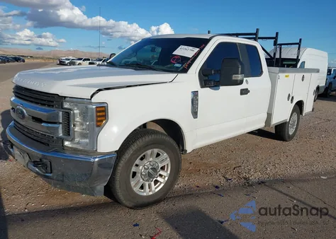 2019 Ford F-250 Xl из США, поврежденный, VIN 1FD7X2A68KEG80949